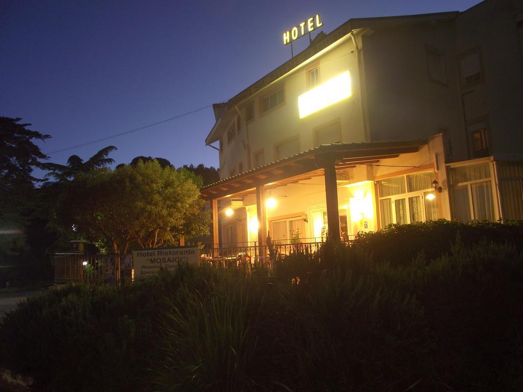 Hotel Ristorante Mosaici Piazza Armerina Exterior foto