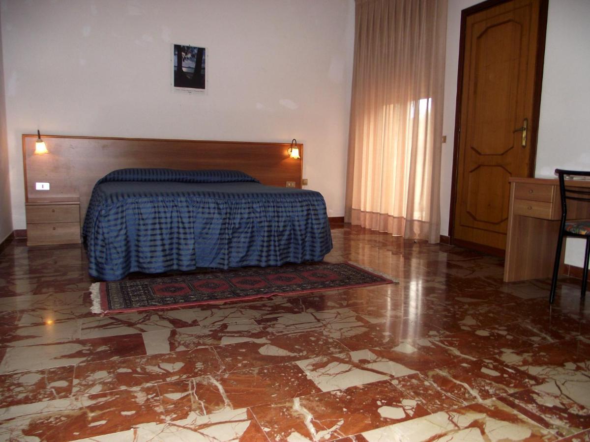 Hotel Ristorante Mosaici Piazza Armerina Zimmer foto